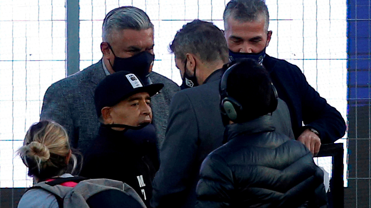 Maradona beyin ameliyat� oldu