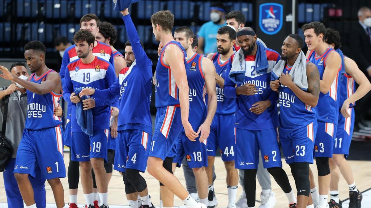 Anadolu Efes, srail takm Maccabi Playtika Tel Aviv'i ezdi geti