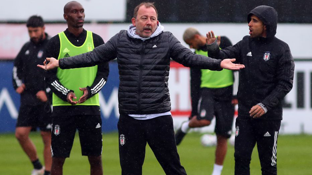 Be�ikta�'ta cezal� Josef De Souza kamp kadrosunda