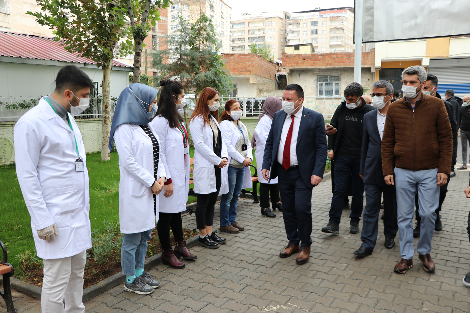 Diyarbak�r'da belediye �cretsiz �niversiteye haz�rl�k kursu ile e�itime destek oluyor