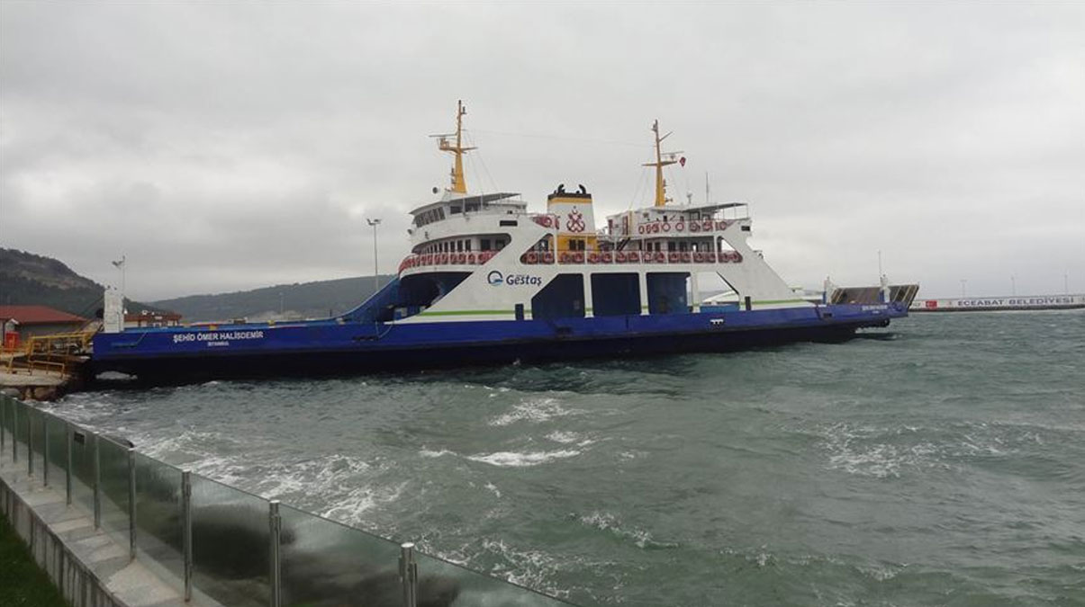 G�k�eada'da f�rt�na uyar�s�: Seferler iptal