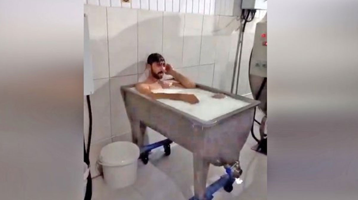 Konya'daki  st banyosu grntleriyle ilgili 2 kii gzaltna alnd