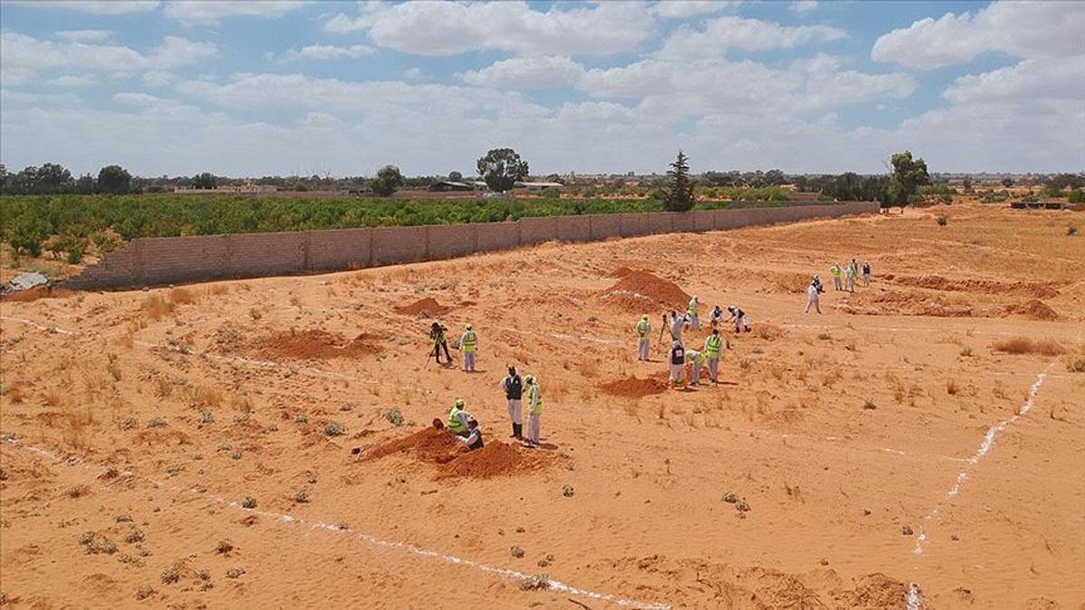 Libya'nn Terhune kentinde 5 yeni toplu mezar bulundu