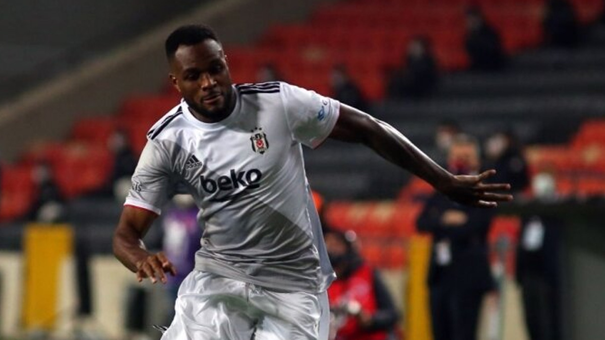 Larin: B�y�k tak�msan�z b�yle ma�lar� kazanmal�s�n�z