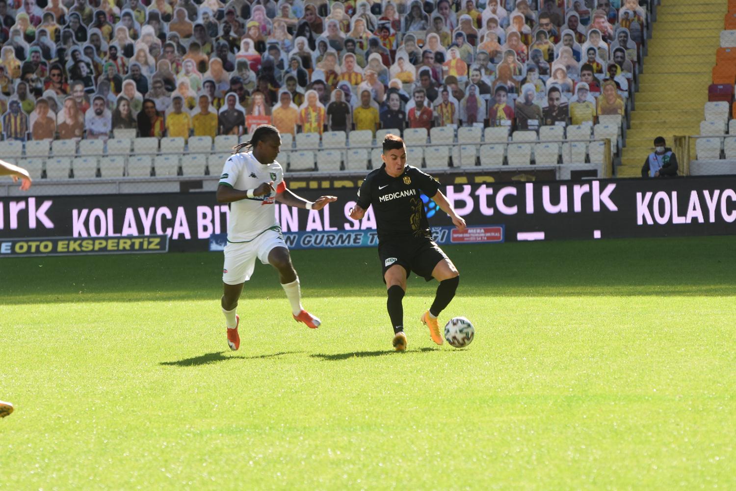 Yeni Malatyaspor, Denizlispor'u puans�z yollad�