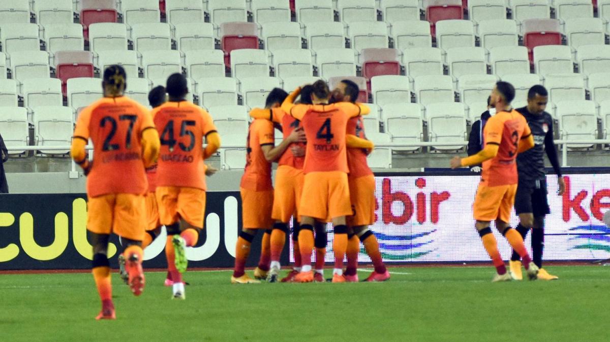 Galatasaray'da ampiyonluk umutlar yeerdi