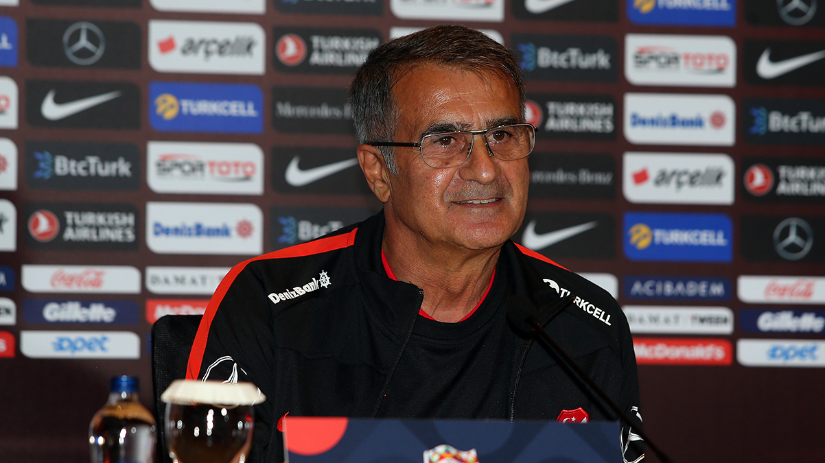 �enol G�ne�'ten Arda Turan'a ye�il ���k