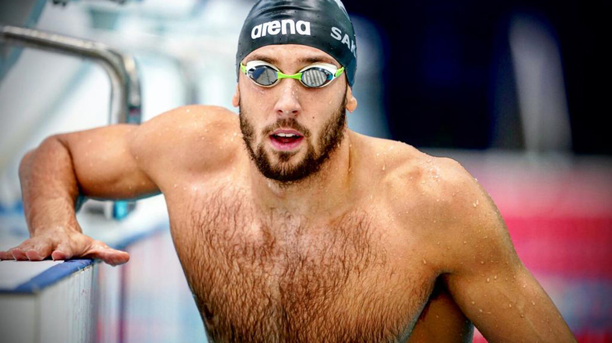 Milli y�z�c� Emre Sak��'dan Avrupa rekoru