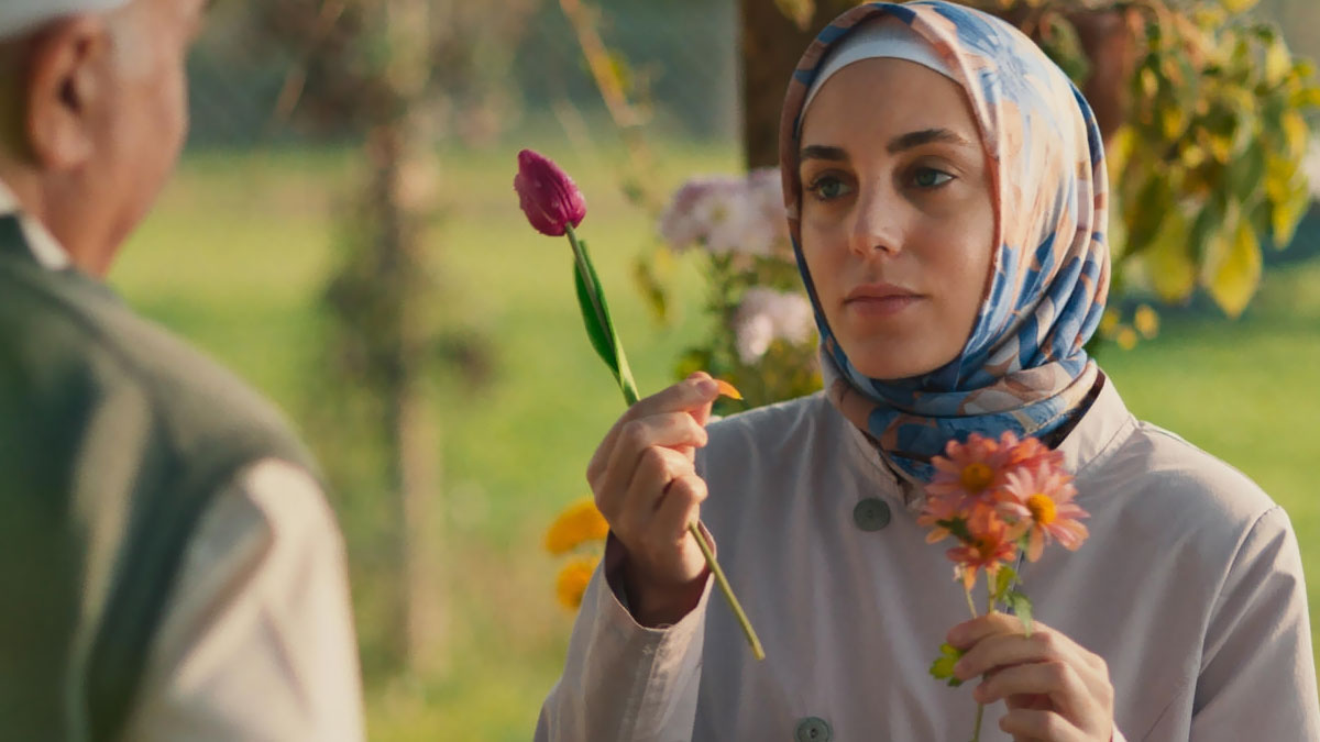 Bir Ba�kad�r dizisi oyuncular� kimlerdir? Netflix Bir Ba�kad�r konusu nedir?