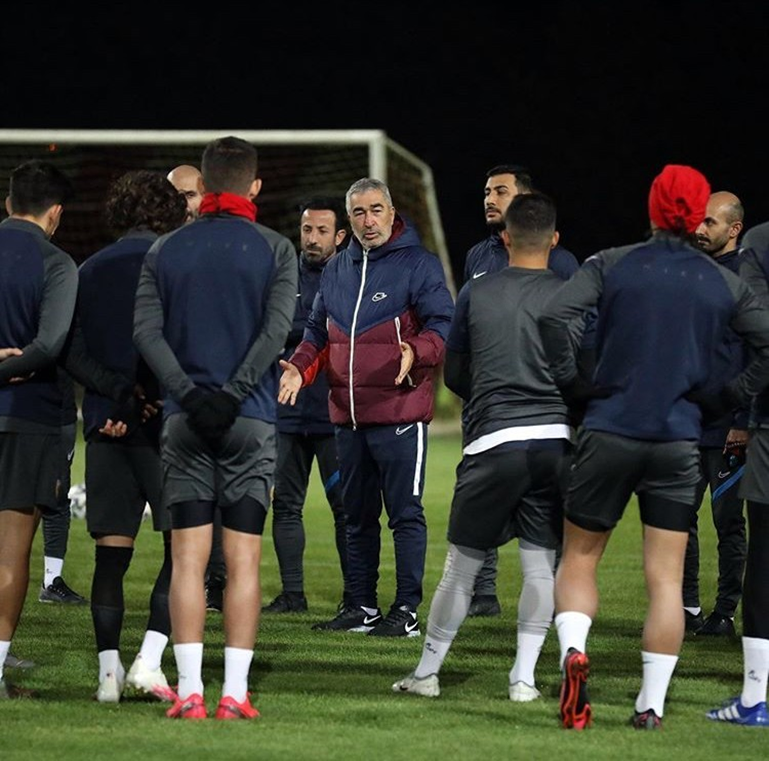 Kayserispor'da Samet Aybaba ilk antrenman�na ��kt�