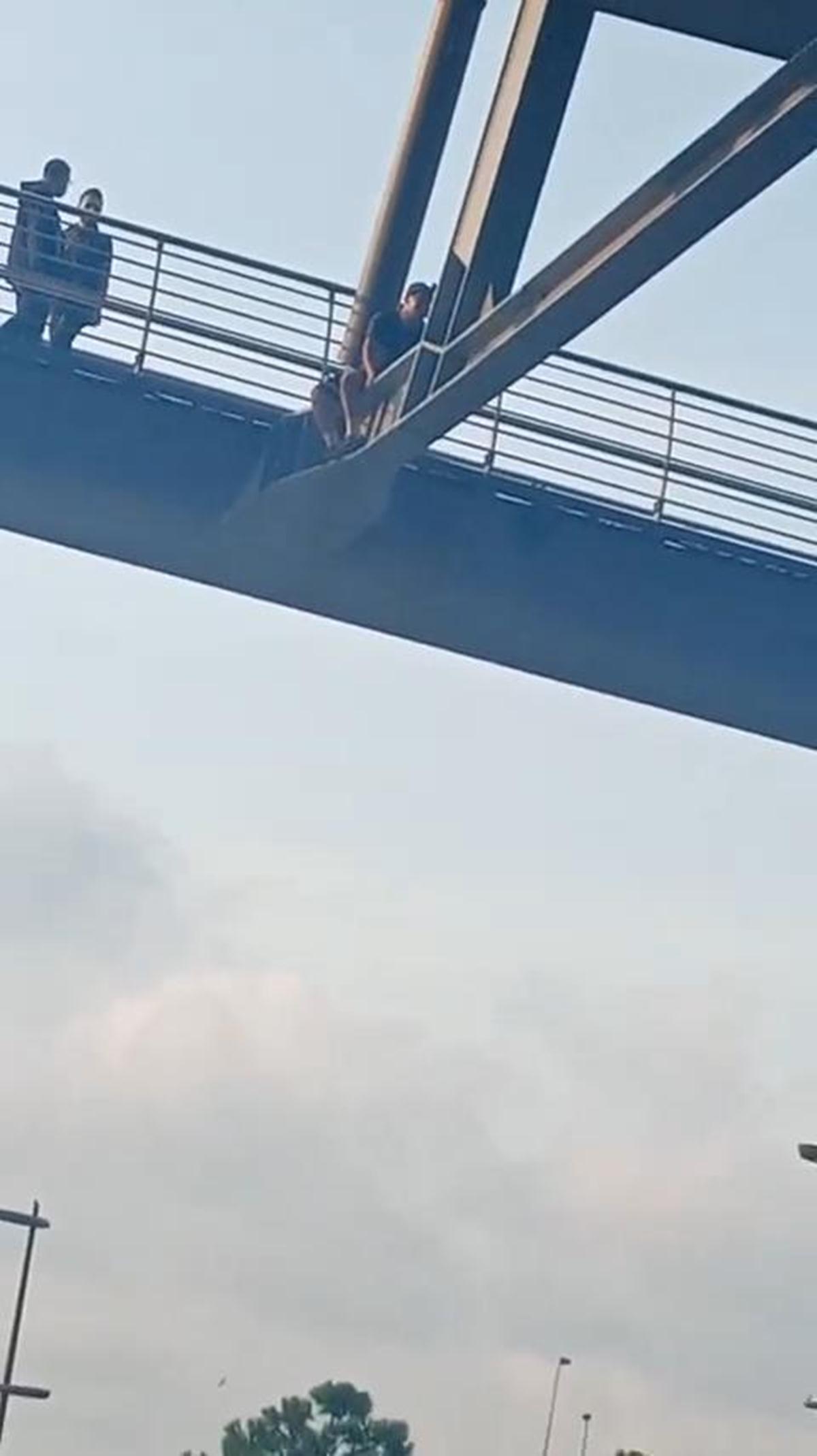 Y�rekler a�za geldi! Be�eni u�runa Hali� K�pr�s� kiri�lerinde y�r�d�