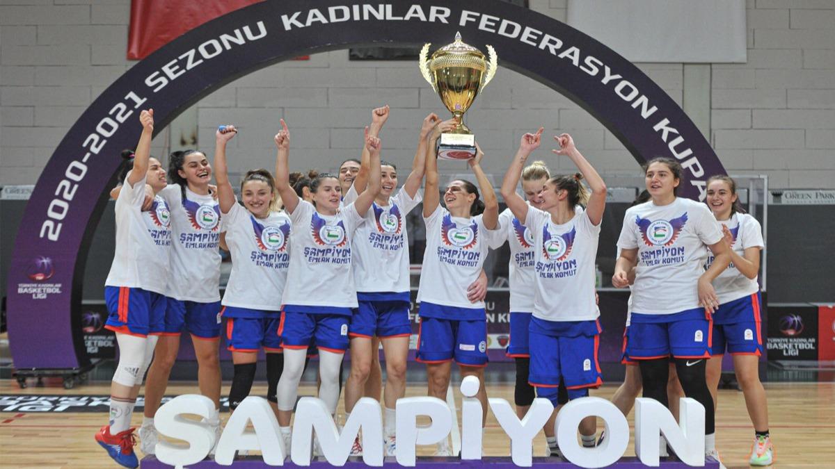 Emlak Konut finalde Bursa Bykehir Belediyespor'u yendi Kadnlar Federasyon Kupas'nn sahibi oldu
