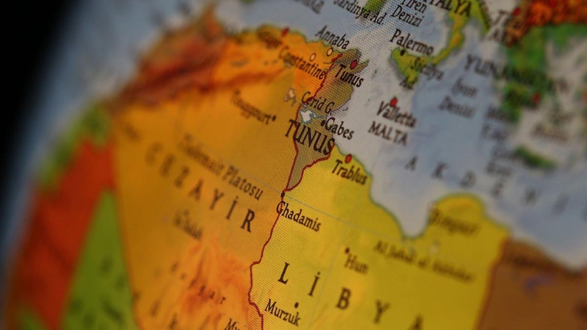 Tunus ve Libya arasnda uak seferleri 