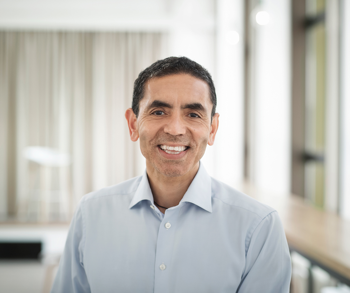 D�nyan�n konu�tu�u T�rk normal hayata d�n�� i�in tarih verdi