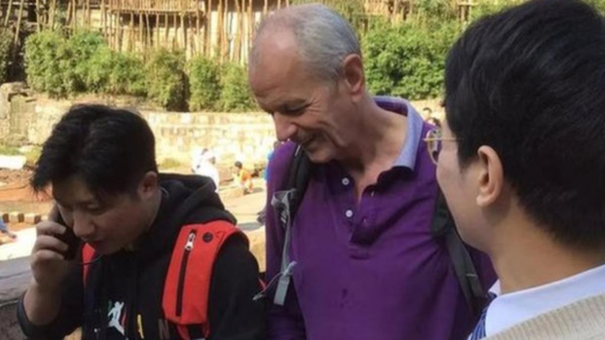 Kahraman ngiliz diplomat inli kadn boulmaktan kurtard