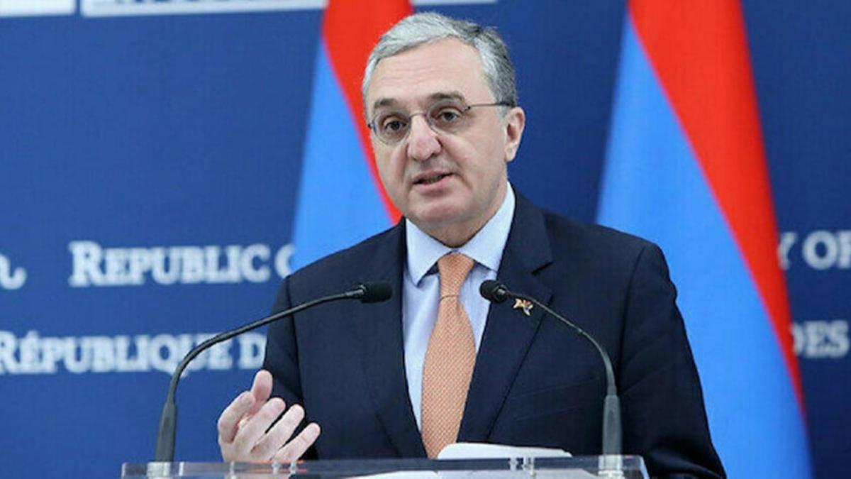 Erivan sarslyor! Ermenistan Dileri Bakan Mnatsakanyan istifa etti