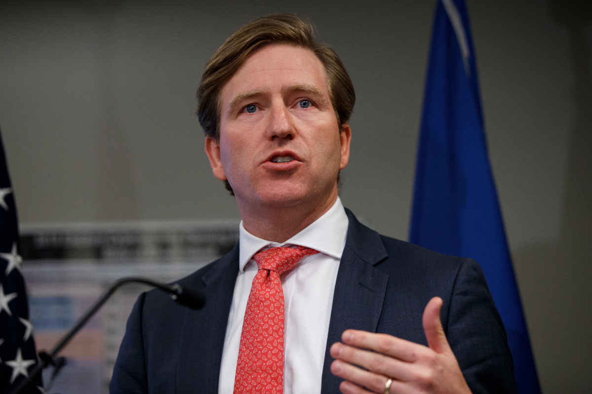 ABD se�imleriyle ilgili a��klamas� pahal�ya patlad�! Trump g�revine son verdi