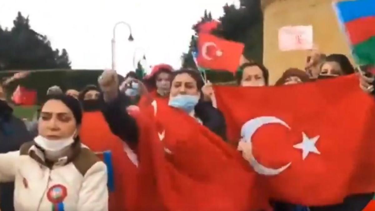 Bak'de 'Rus Bar Gc' protestosu: Rusya git, Trkiye kal