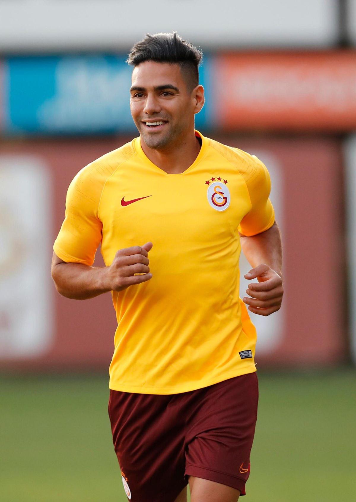 Ekim ay�nda Falcao ve Fenerbah�e konu�uldu