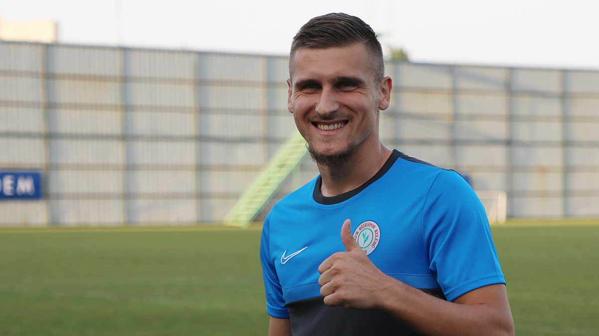 Emir Dilaver: �smimden dolay� ge�mi�imde bir T�rkl�k vard�r diye gurur duyuyorum