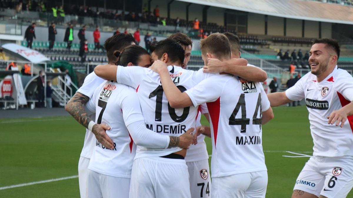 Gaziantep FK deplasmanda Denizlispor'u tek golle devirdi