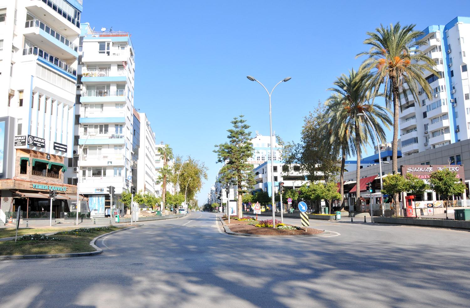 Soka�a ��kma yasa�� saat ka�ta ba�layacak?