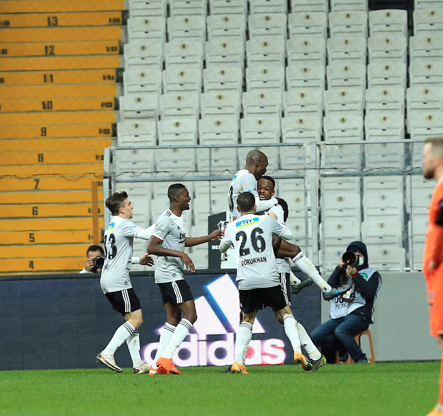 Be�ikta� 7 eksi�e ra�men kazand�