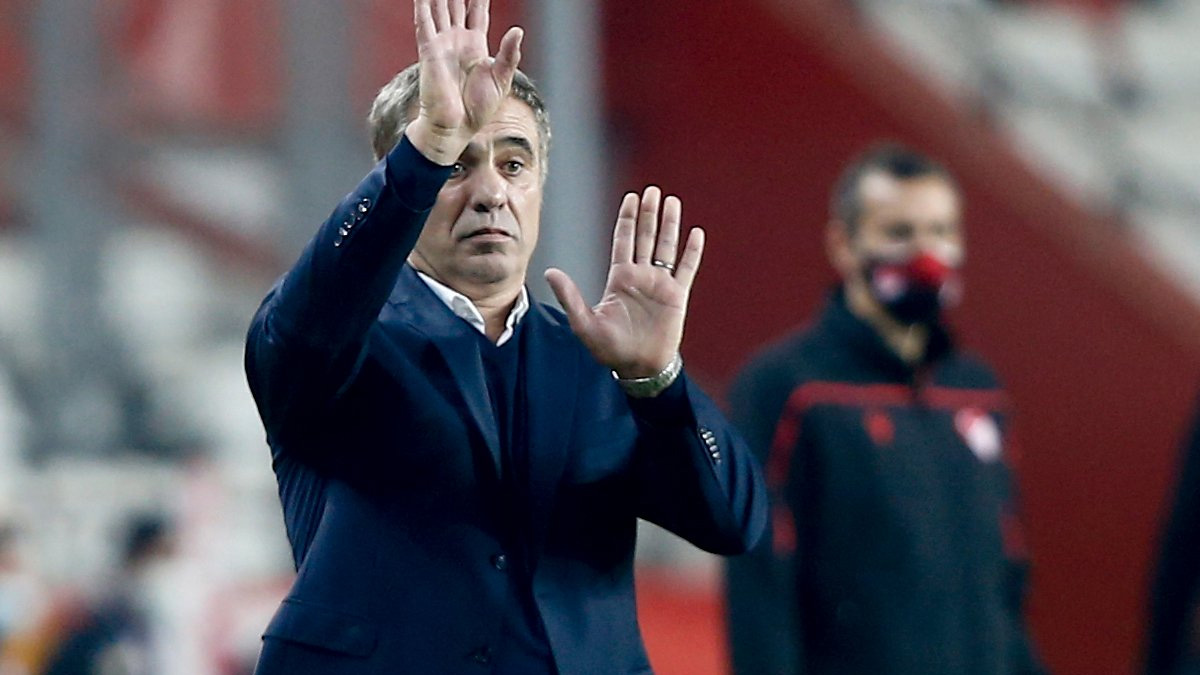 Ersun Yanal: 10 ki�i kalmam�z�n sonuca etkisi oldu