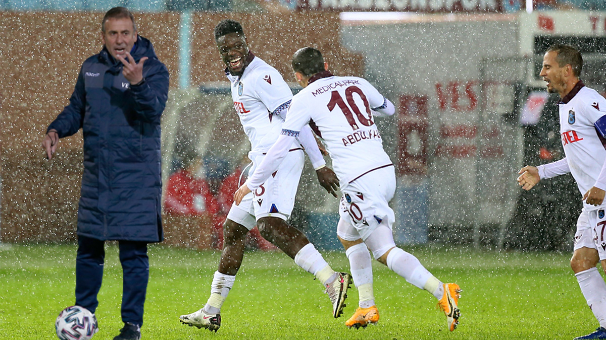 Trabzonspor'da bir ilki ger�ekle�tirirken 9 y�ll�k seriyi de korudu