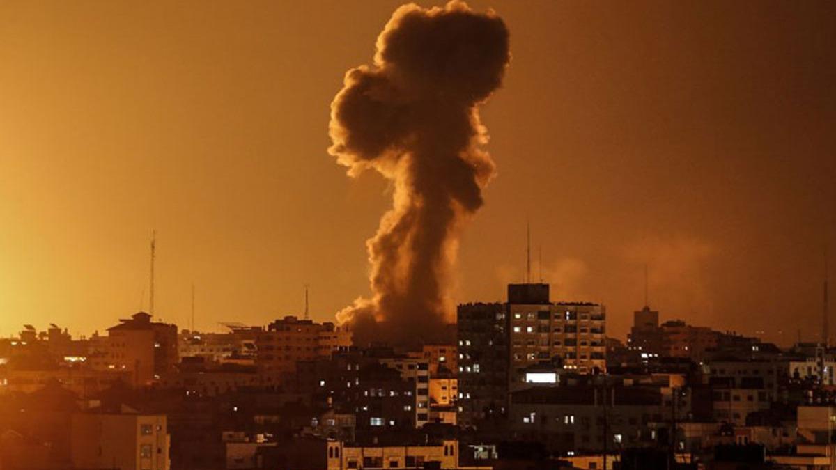 srail ordusu, Gazze'deki Hamas'a ait noktalar vurduunu aklad