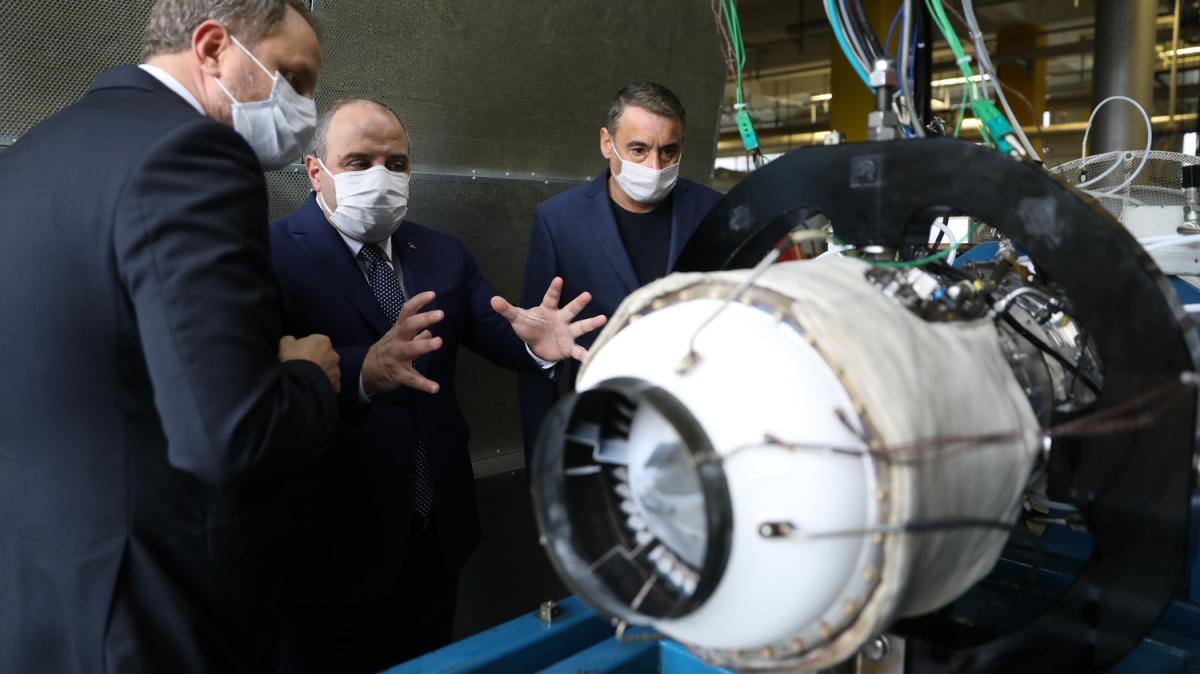 Sanayi ve Teknoloji Bakan Mustafa Varank, Milli Turbojet Motoru'nu test etti