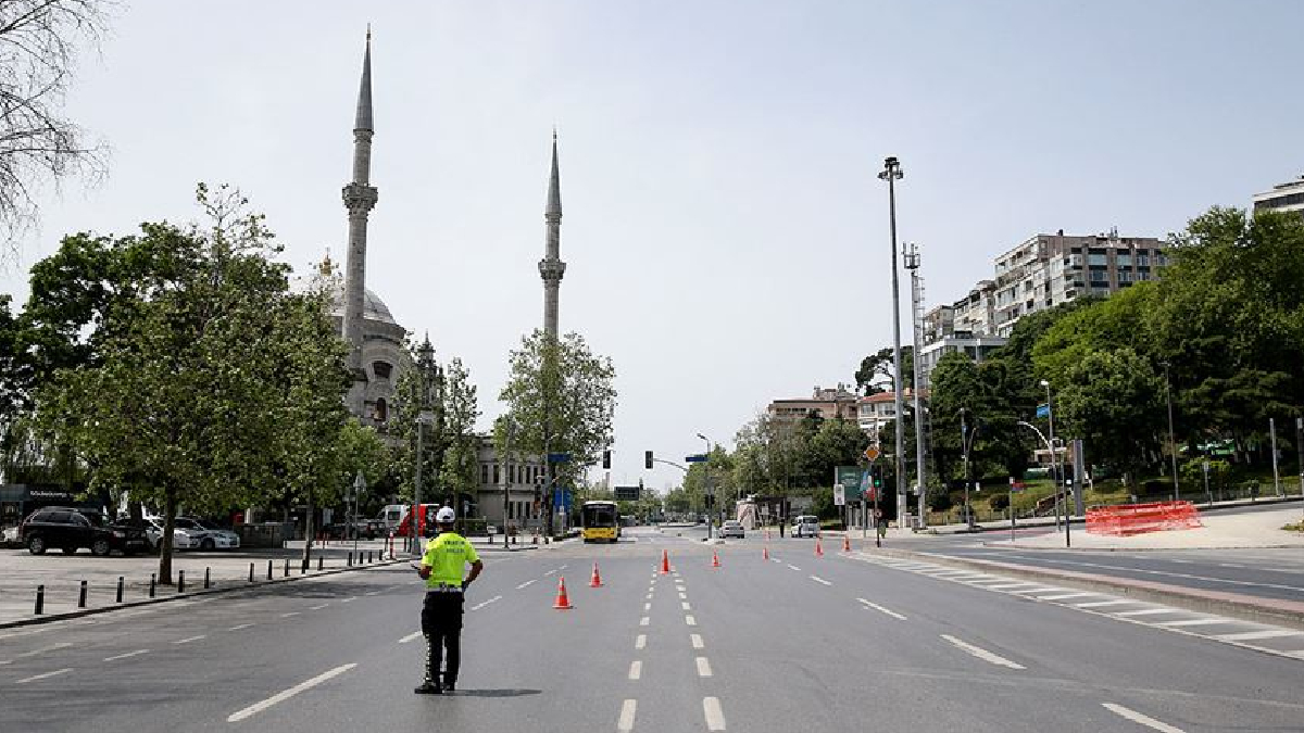 Sokak k�s�tlamas� sona erdi