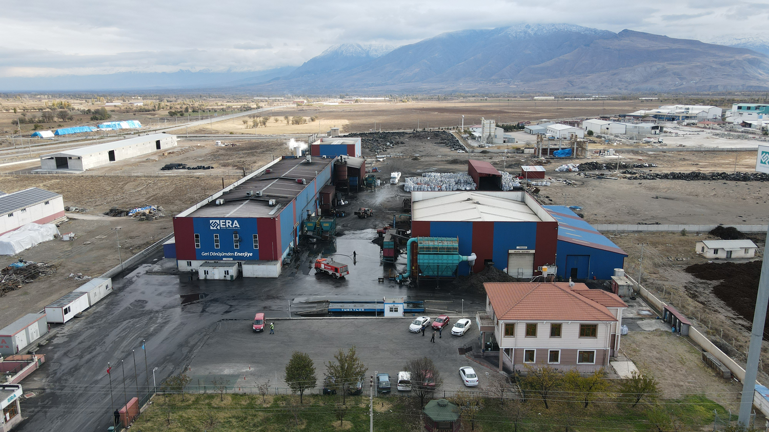 At�k ara� lastikleri 'enerji'ye d�n��t�, ekonomiye 8 milyon dolar katk� sa�lad�