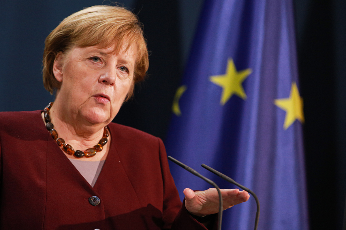 Merkel'den 'T�rkiye' a��klamas�
