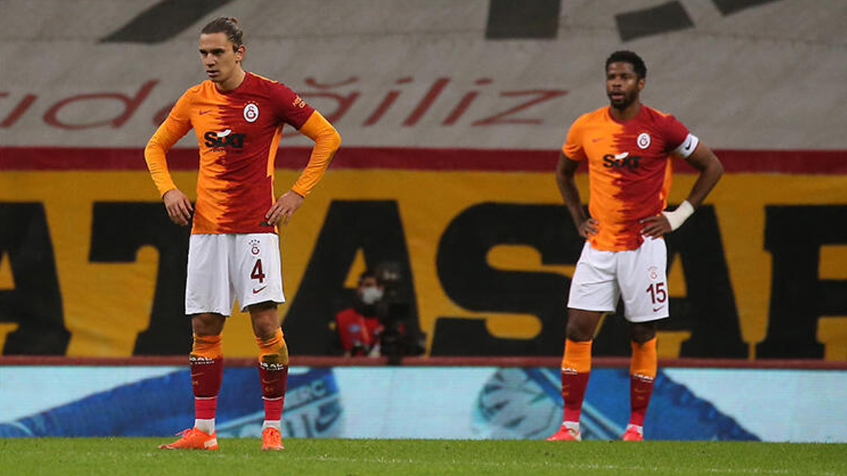 Galatasarayl futbolcudan ma sonu tepki