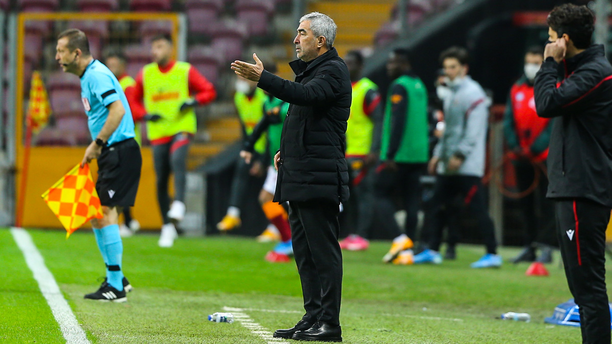 Samet Aybaba: Kazanan tak�m haline gelece�iz