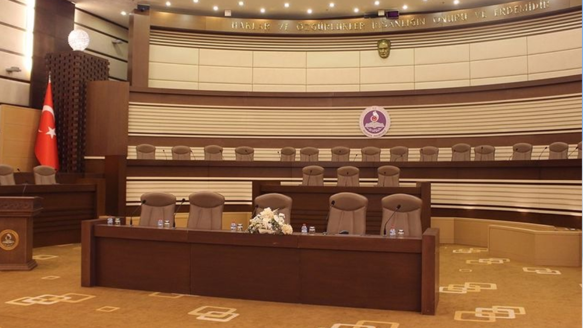Y�ce Divan'da yarg�lanacaklar! 9 y�l sonra bir ilk�