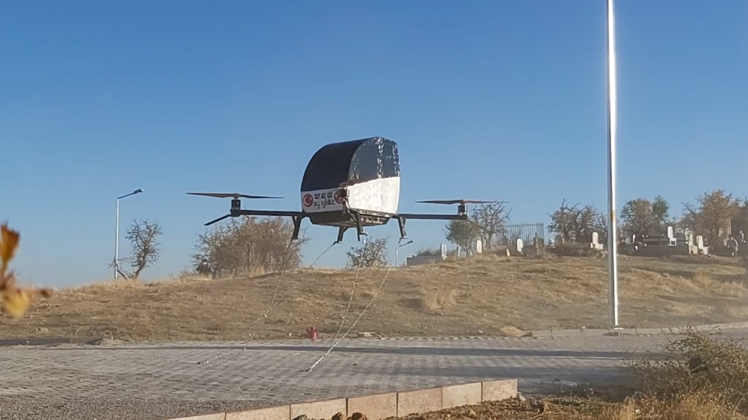 'Ayy�ld�z' g�klerde! �lk denemesinde u�urmay� ba�ard�