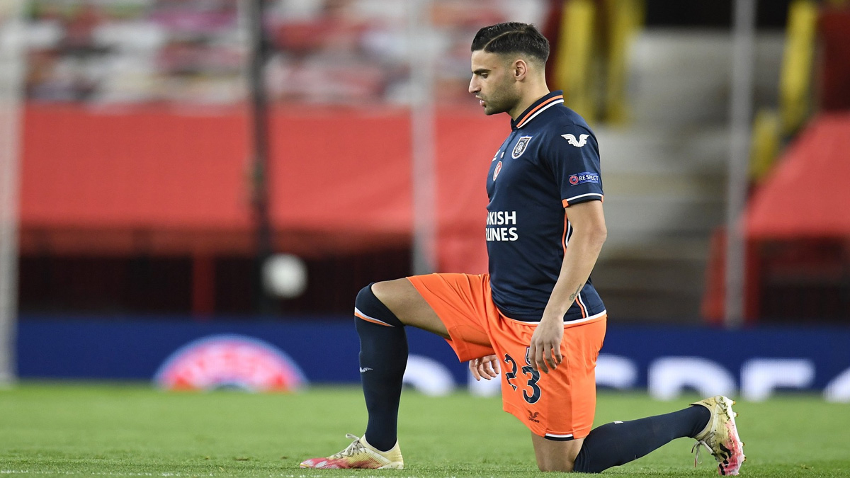 Ba�ak�ehir, M.United'a bir ilk ya�att�