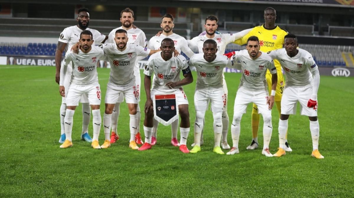 Sper Lig takmlarndan Sivasspor'a tebrik 