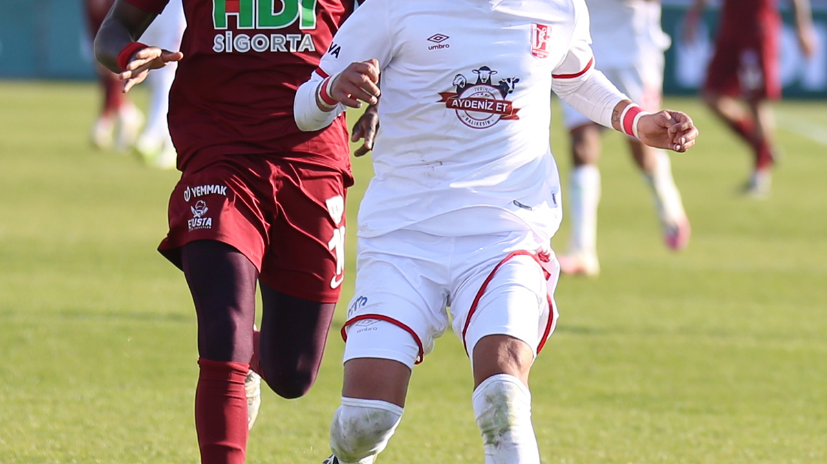 Bal�kesirspor 6 teknik direkt�rle g�r��t�