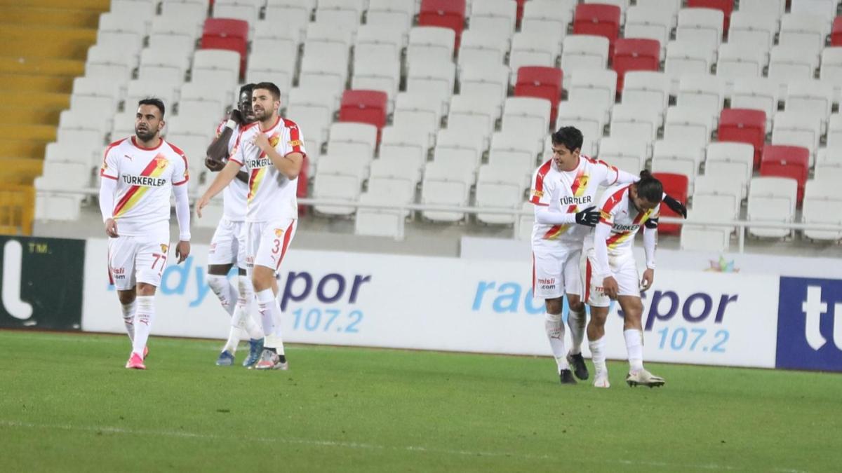 Gztepe, Sivasspor deplasmannda 3 puan kapt