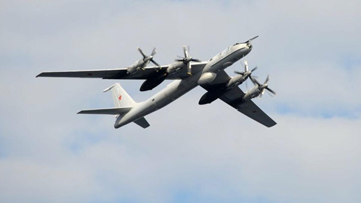 RAF jetleri Rus Tu-142 iin havaland! ngiltere: ki Rus keif uana mdahale edildi