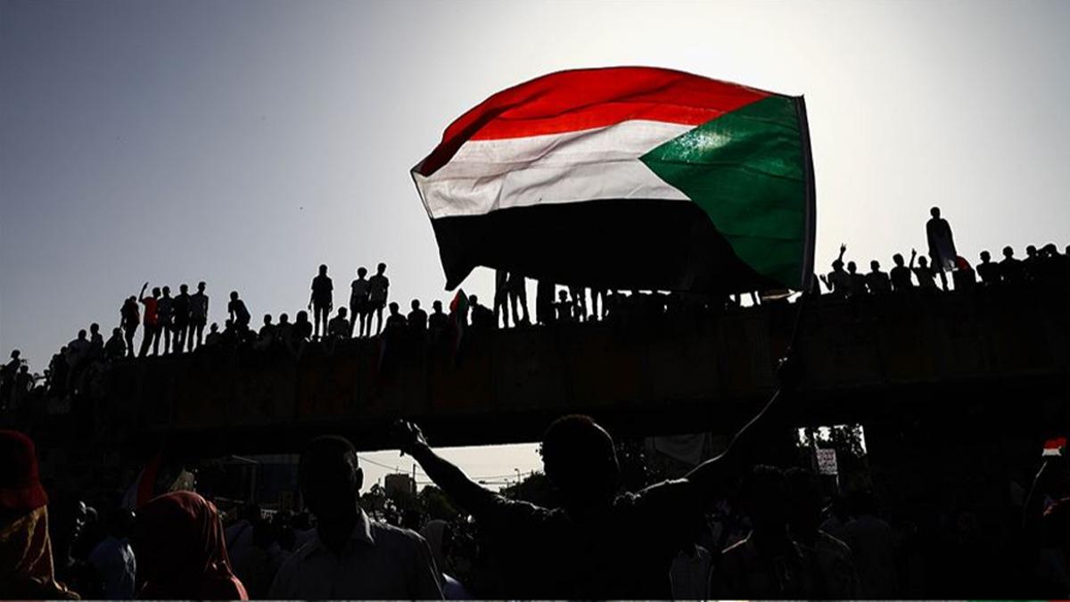 Sudan'dan srail heyetinin ziyaretiyle ilgili aklama