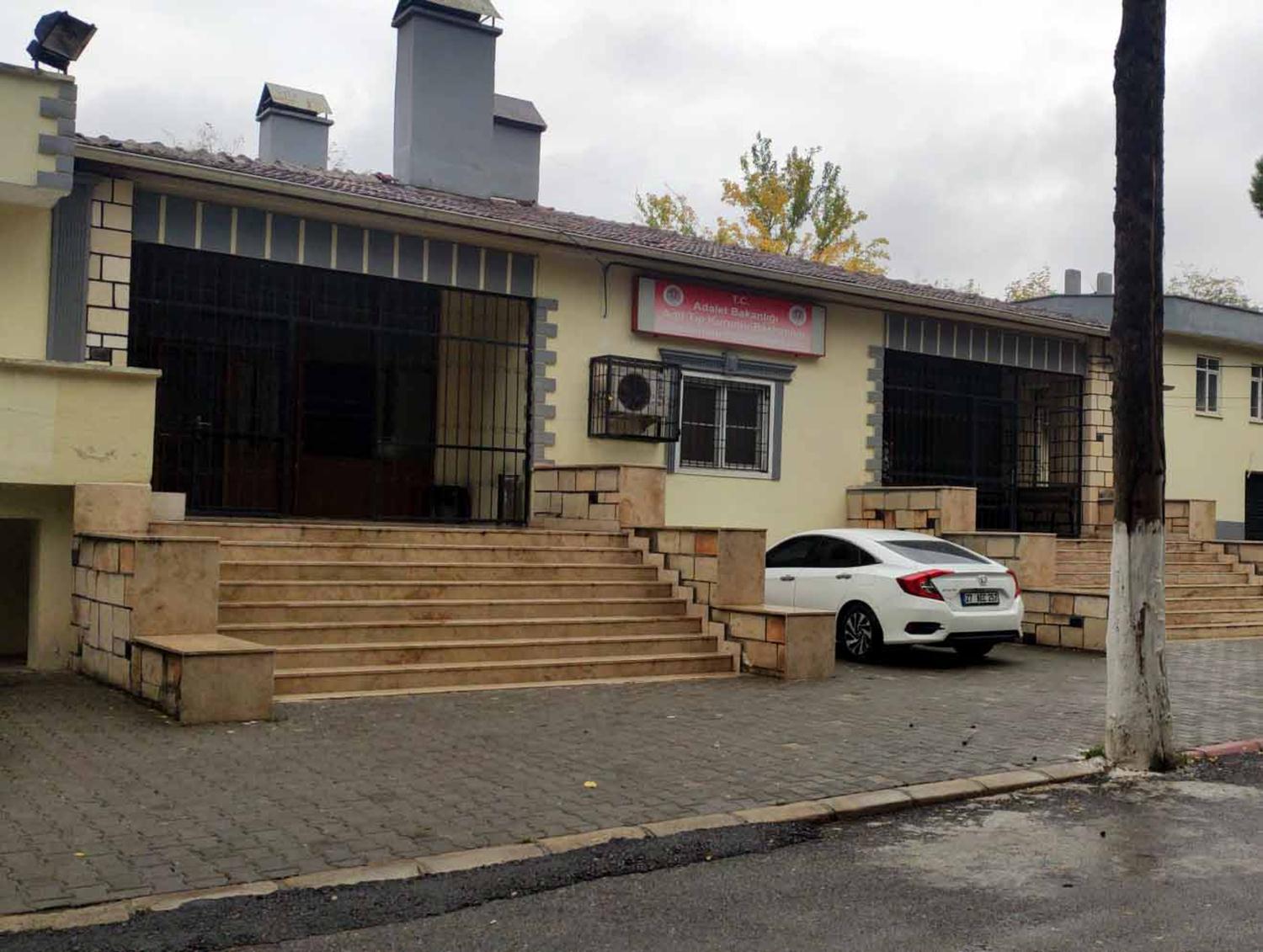 17 yandaki ocuk 45 yandaki husumetlisini ldrd