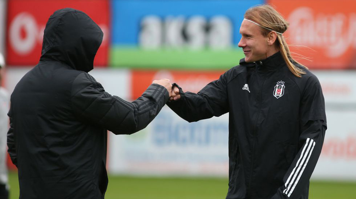 Be�ikta�'ta Vida tak�ma d�nd�