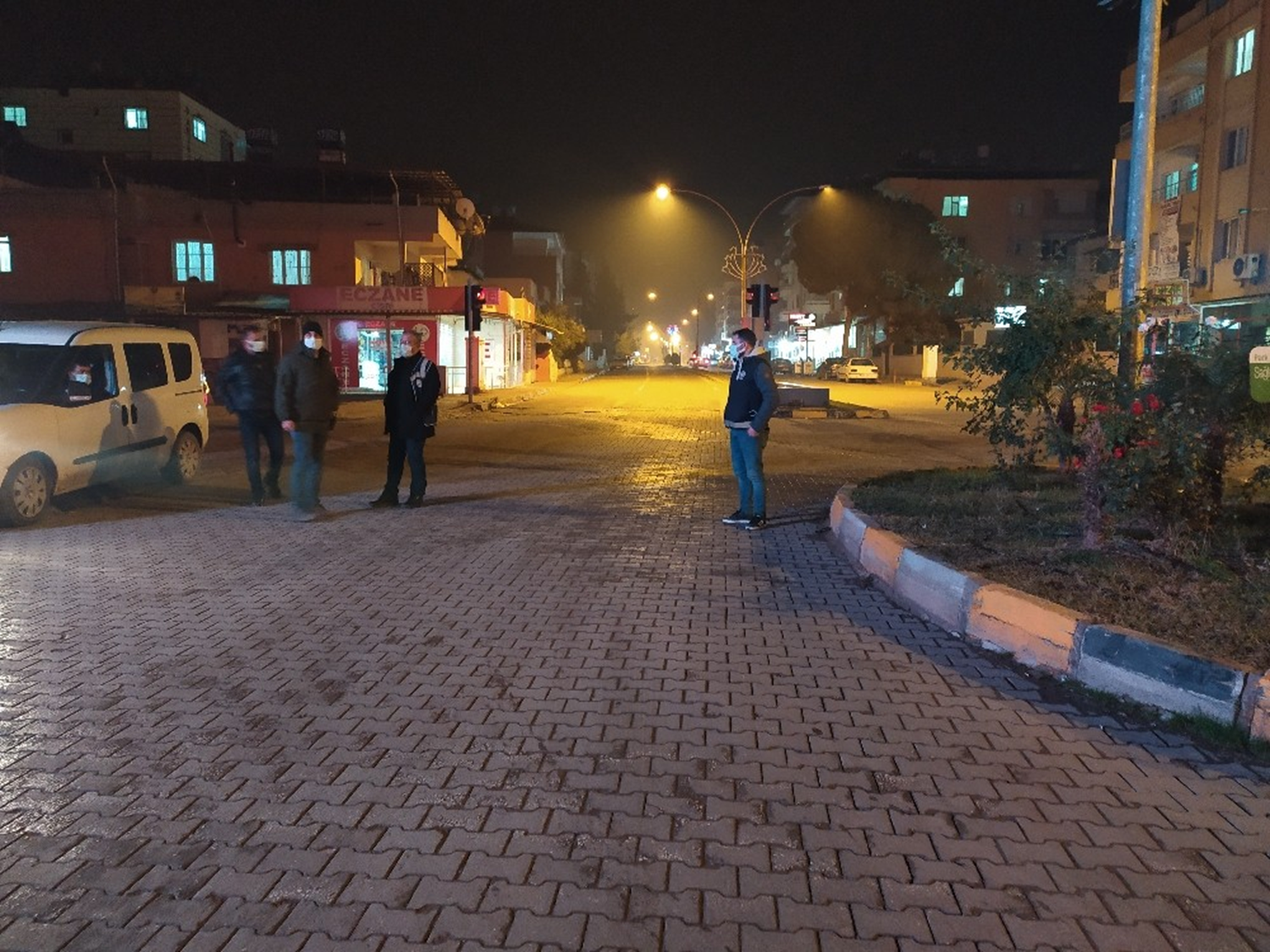 Soka�a ��kma k�s�tlamas�n�n ba�lamas�yla �lkede sessizlik hakim