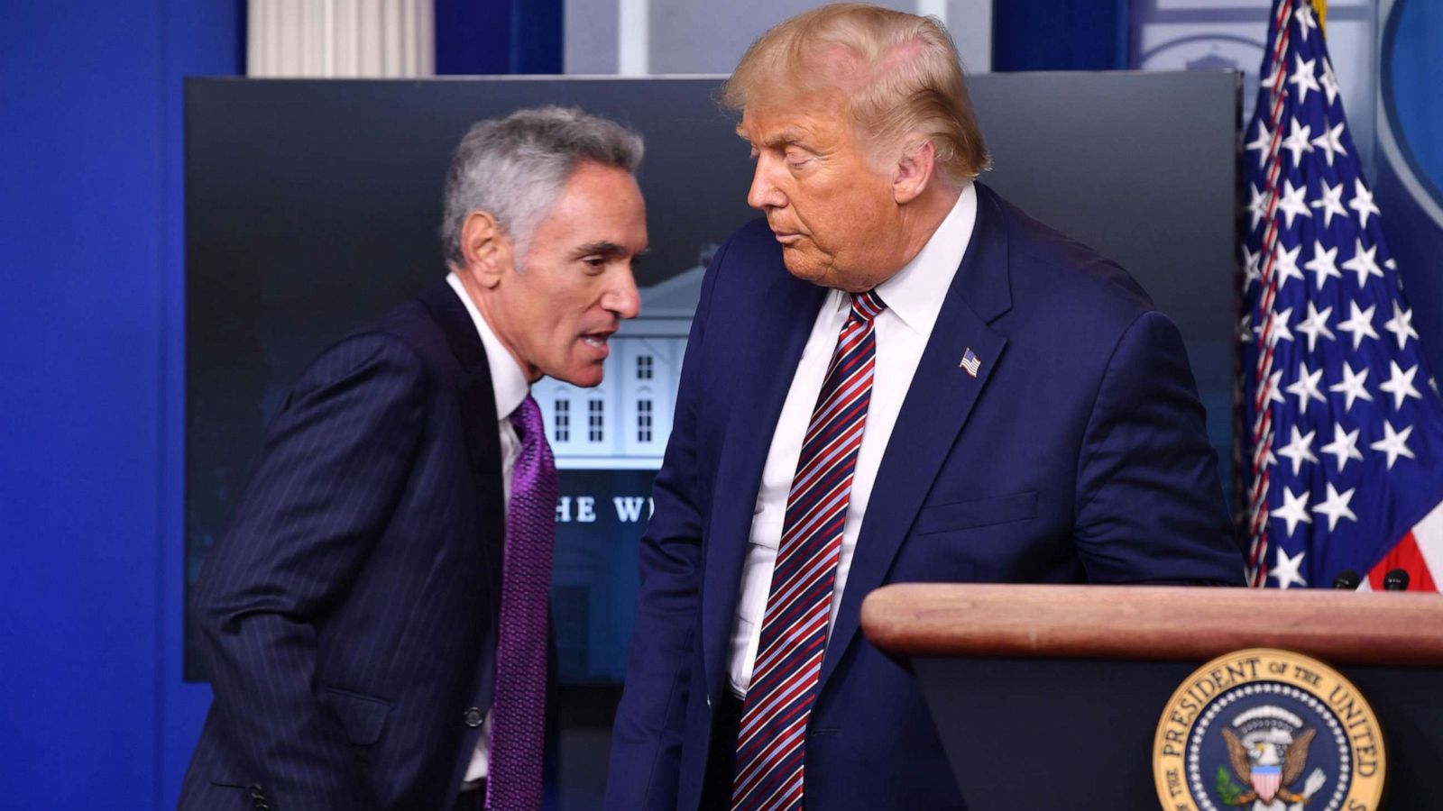 G�revinden istifa etti�ini a��klad�