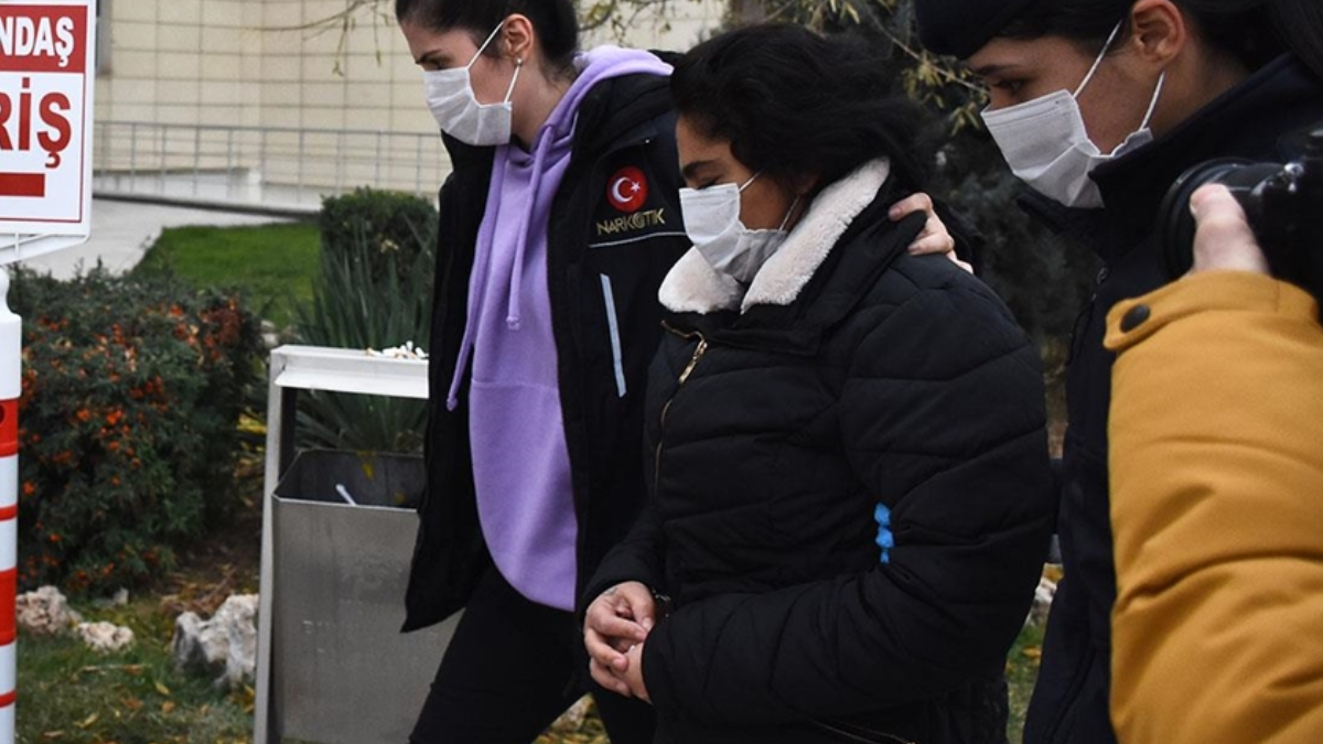 Uyu�turucuyla yakalanm��t�! Kadir �eker'in kurtarmak istedi�i kad�n�n emniyetteki ifadesi ortaya ��kt�