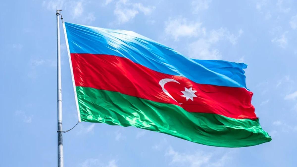 Azerbaycan 10 Kasm' Zafer Bayram olarak ilan etti